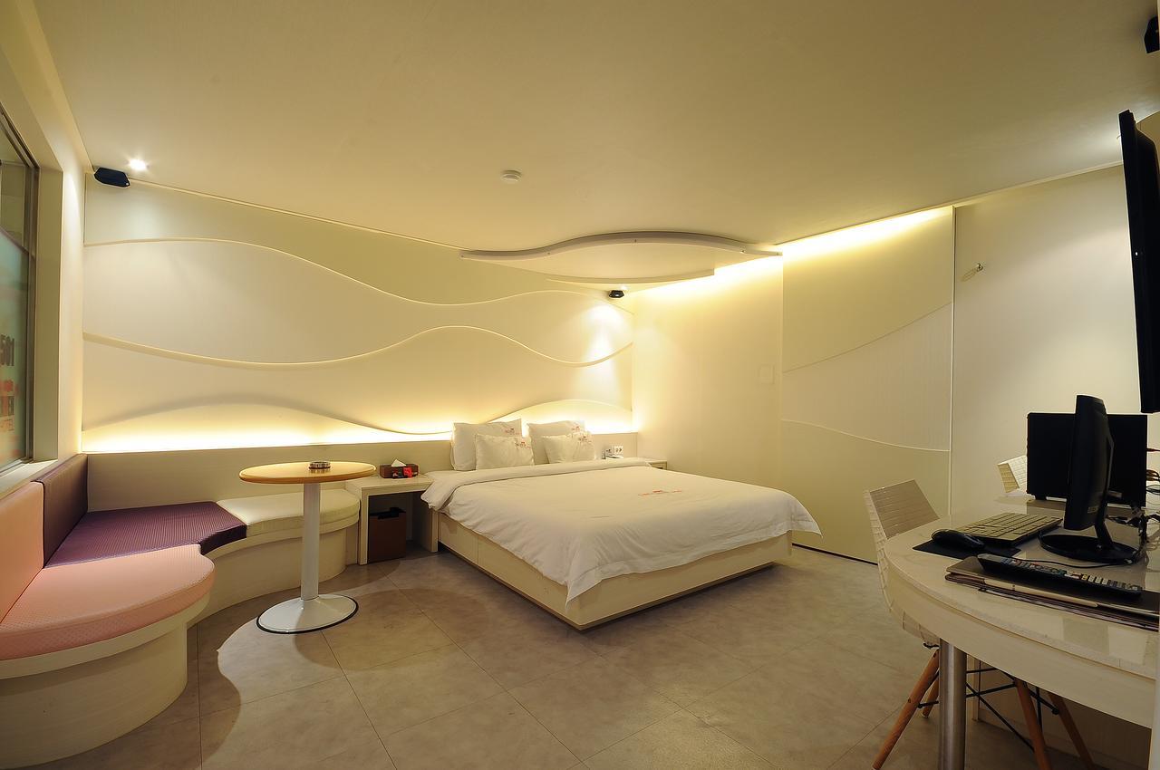 2 Heaven Hotel Пусан Экстерьер фото